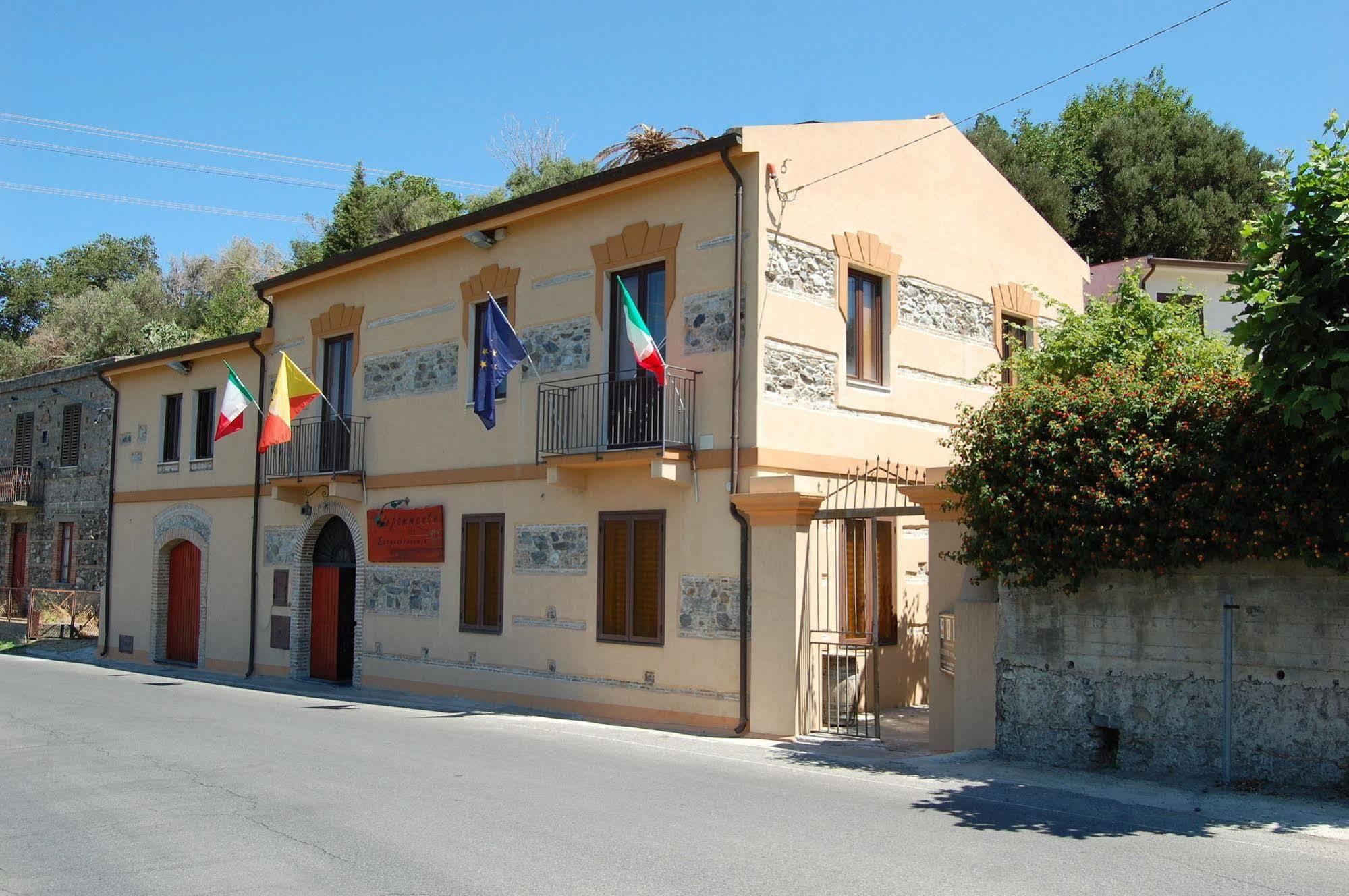 Agriturismo Parra Santa Lucia del Mela 외부 사진